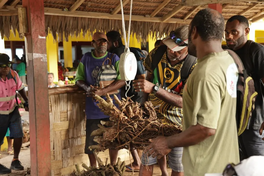 Lakatoro Malekula Market (3) BNCC CREDIT VanuatuPocketGuide.com