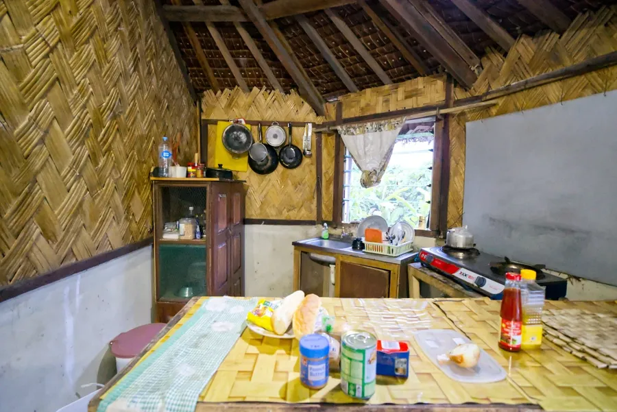 Lakatoro Palm Lodge (9) Kitchen CREDIT VanuatuPocketGuide.com