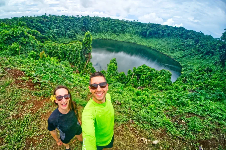Lake Lanutavake Couple Selfie CREDIT WallisandFutunaPocketGuide.com