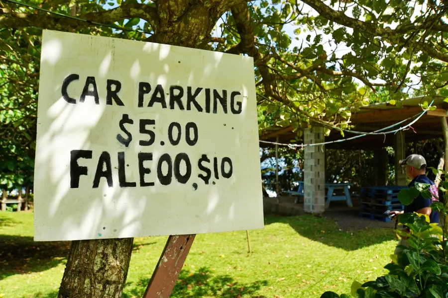 Le'ala Sliding Rock Car Park Price CREDIT AmericanSamoaPocketGuide.com