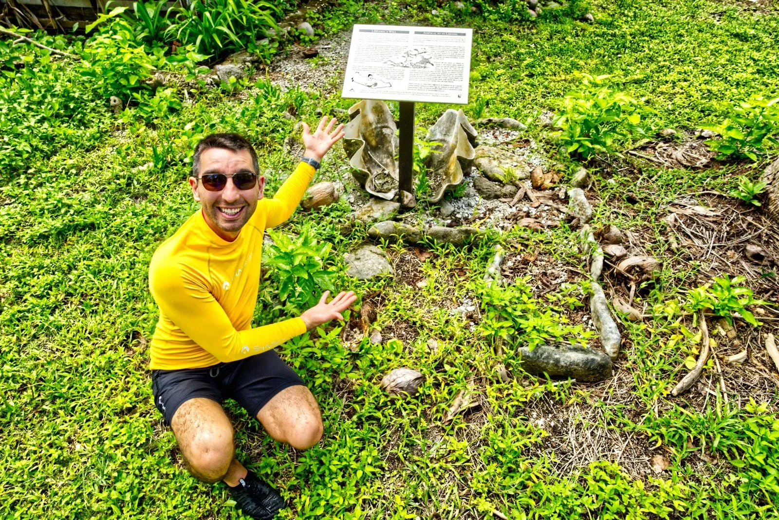 LiModrel's Well Historic Site 2 CREDIT MarshallIslandsPocketGuide.com