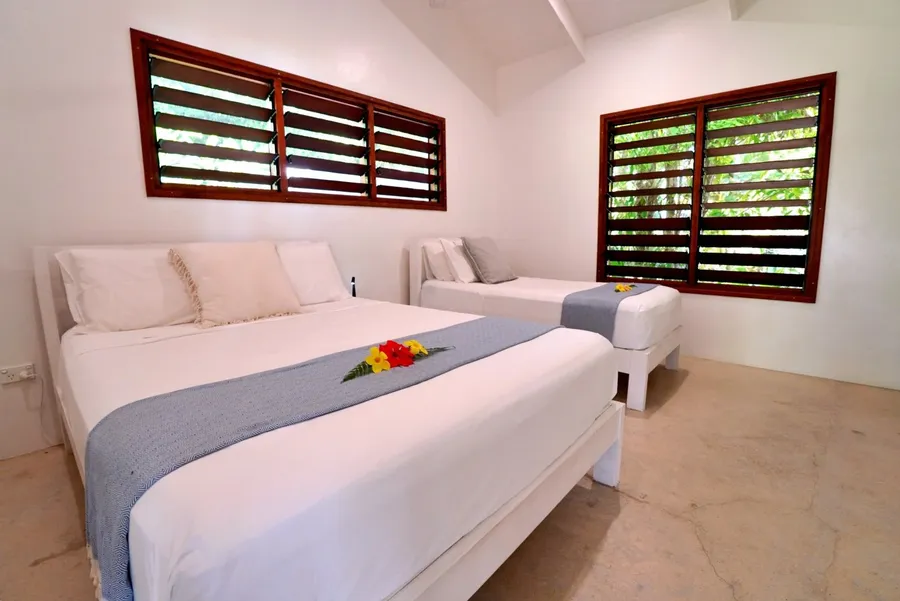Lope Lope Beach Bungalows (4) BI CREDIT VanuatuPocketGuide.com