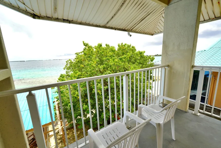 Marshall Islands Resort (6) SEB CREDIT MarshallIslandsPocketGuide.com
