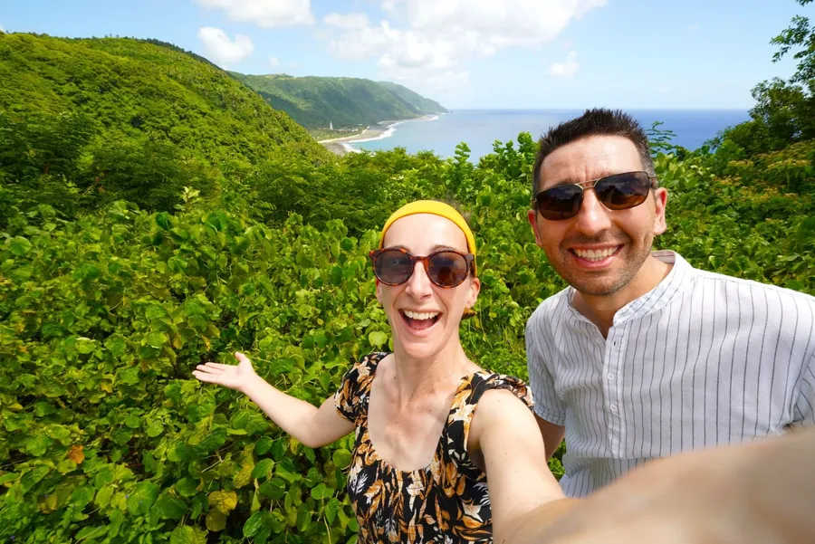Mataki'uvea Lookout Selfie Couple (3) BNCC CREDIT WallisandFutunaPocketGuide.com