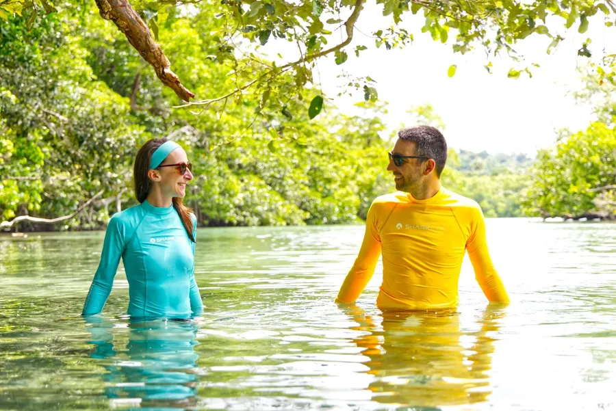Melon River Beach Santo Couple (2) CREDIT VanuatuPocketGuide.com