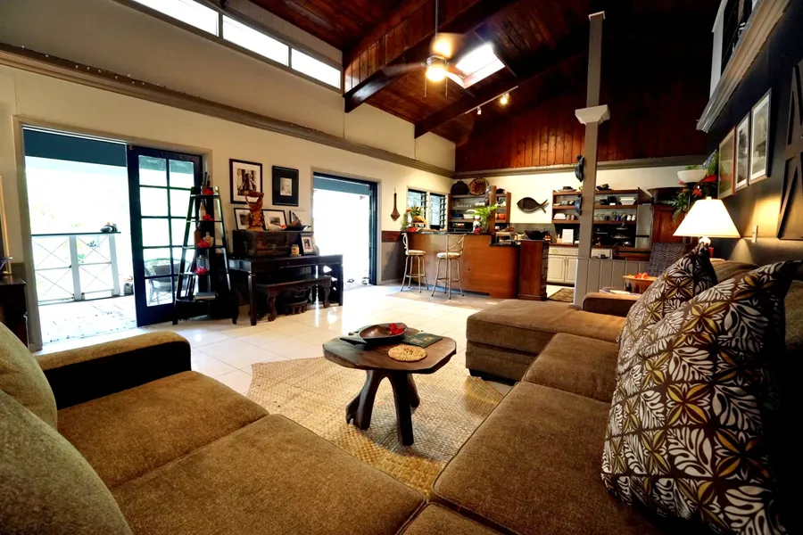 Moana O Sina Accomm Lounge CREDIT AmericanSamoaPocketGuide.com