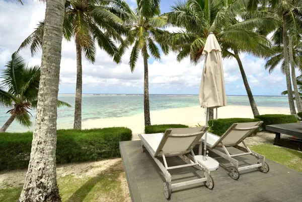 Motu Villas Beach CREDIT cookislandspocketguide.com