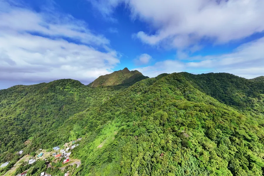 Mt Alava Trail Landscape National Park CREDIT AmericanSamoaPocketGuide.com