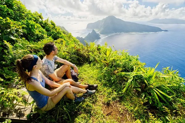 Mt Tumu Summit Ofu Manu'a Couple 1 CREDIT AmericanSamoaPocketGuide.com