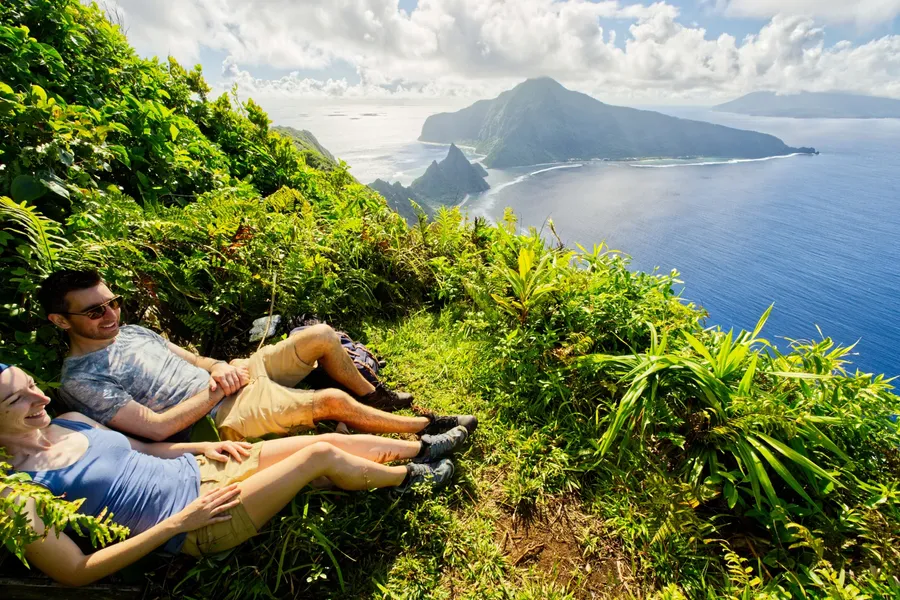 Mt Tumu Summit Ofu Manu'a Couple CREDIT AmericanSamoaPocketGuide.com