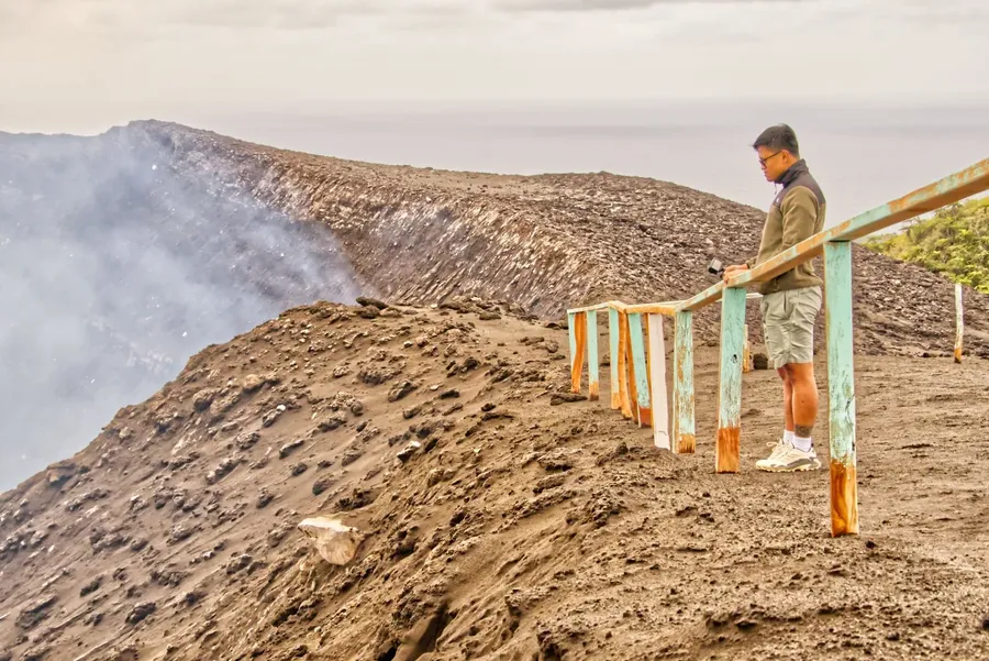 Mt Yasur Tanna Volcano Tour (16) CREDIT VanuatuPocketGuide.com