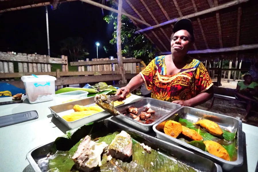 Nakamal Canal Kava Bar Santo (2) CREDIT VanuatuPocketGuide.com