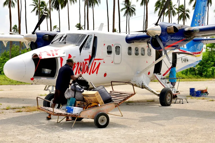 Norsup Airport Air Vanuatu Plane Flight (2) SEB CREDIT VanuatuPocketGuide.com