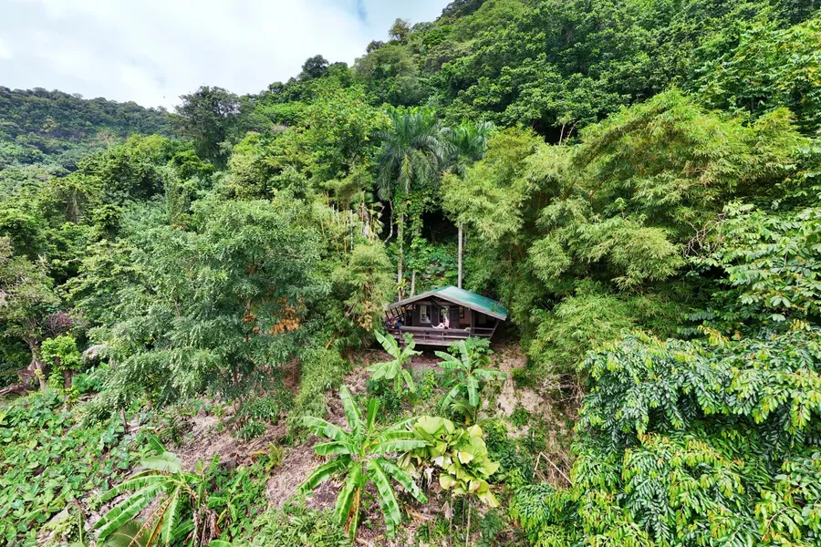 North Shore Cabin Accomm (3) CREDIT AmericanSamoaPocketGuide.com