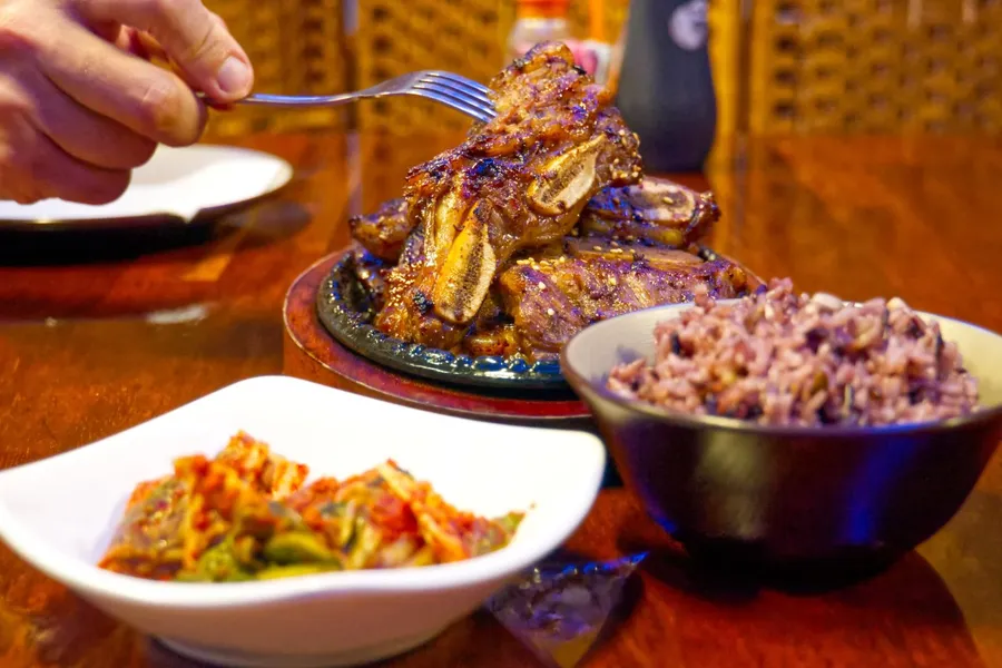 Oasis Restaurant Food Korean Beef Kalbi CREDIT AmericanSamoaPocketGuide.com