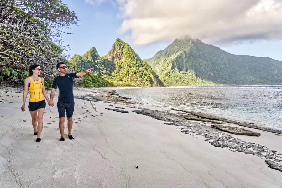 Ofu Beach To'aga Couple 1 CREDIT AmericanSamoaPocketGuide.com