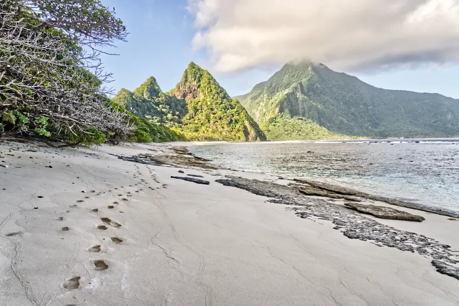 Ofu Beach To'aga Landscape CREDIT AmericanSamoaPocketGuide.com