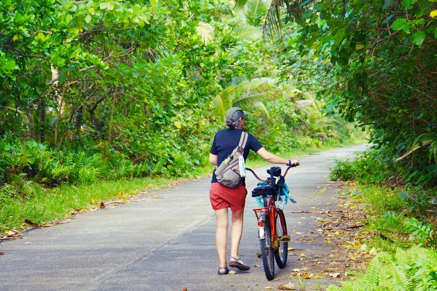 Ofu Bicycle Cycle Bike Transport CREDIT AmericanSamoaPocketGuide.com