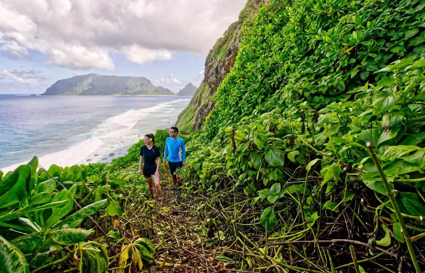 Olosega Oge Beach Hike Couple Walk Trail CREDIT AmericanSamoaPocketGuide.com