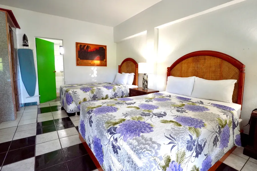 Pago Pago Airport Inn Accomm Room CREDIT AmericanSamoaPocketGuide.com