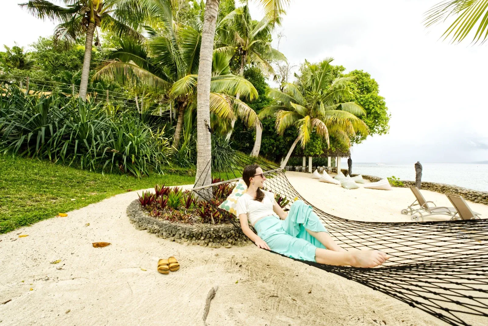 Paradise Cove Relax Hammock CREDIT VanuatuPocketGuide.com