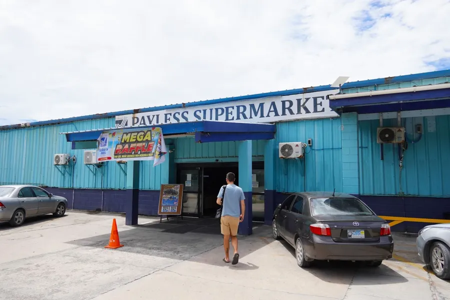 Payless Supermarket CREDIT MarshallIslandsPocketGuide.com