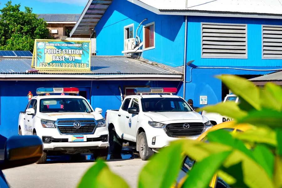 Police near MCS SEB CREDIT MarshallIslandsPocketGuide.com