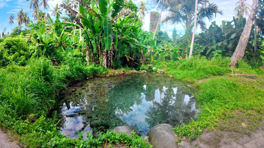 Pool near Moso Landing CREDIT VanuatuPocketGuide.com
