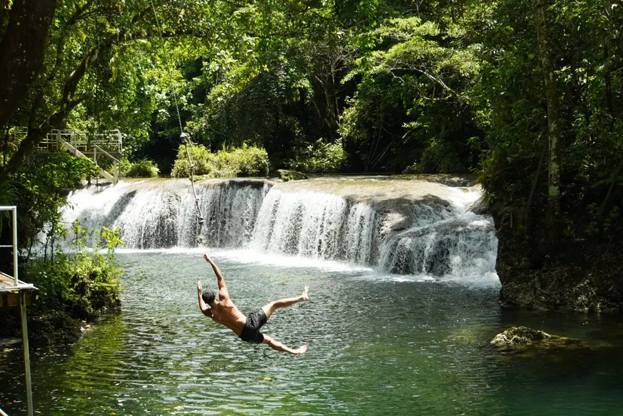 Rarru Cascades Rope (3) CREDIT VanuatuPocketGuide.com