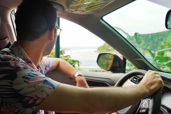 Rental Car Drive CREDIT AmericanSamoaPocketGuide.com