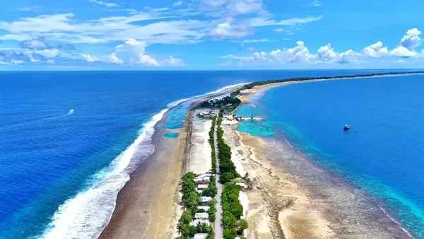 Road Drive Landscape (1) SEB CREDIT MarshallIslandsPocketGuide.com
