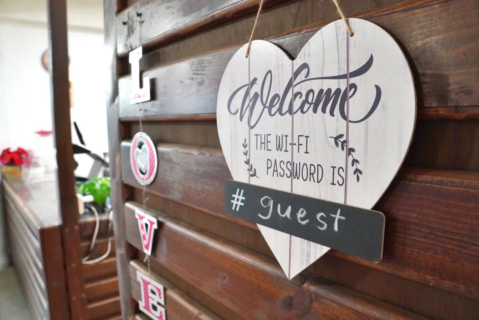 Ruby Red Cafe Wifi CREDIT AmericanSamoaPocketGuide.com