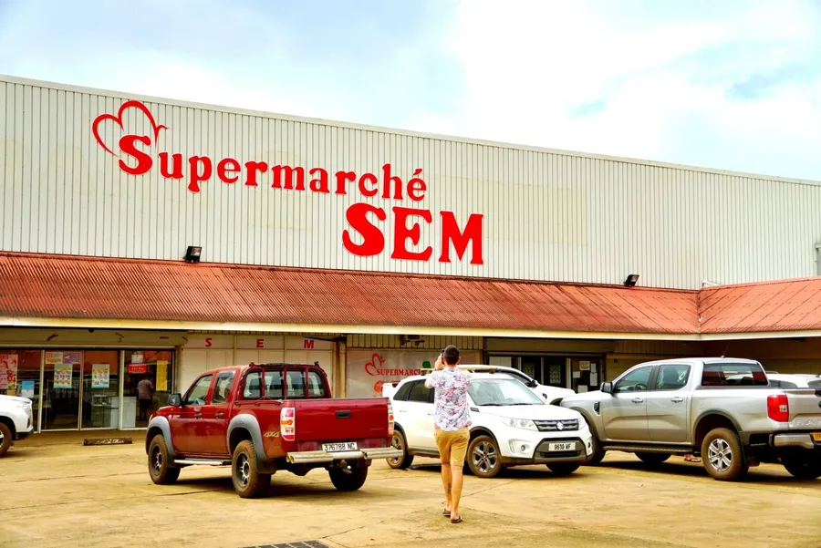 SEM Supermarket (1) SEB CREDIT WallisandFutunaPocketGuide.com
