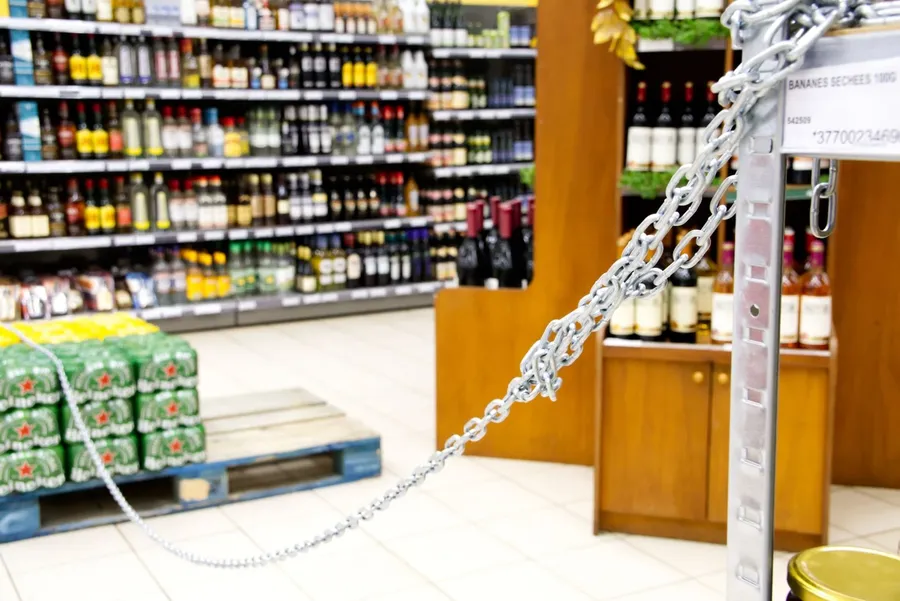 SEM Supermarket (3) No Alcohol Sunday CREDIT WallisandFutunaPocketGuide.com