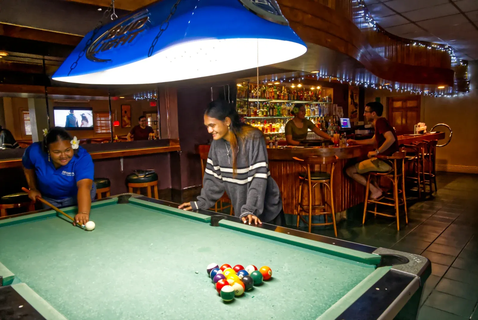 Sadie Thompson Inn Bar Pool Nightlife CREDIT AmericanSamoaPocketGuide.com