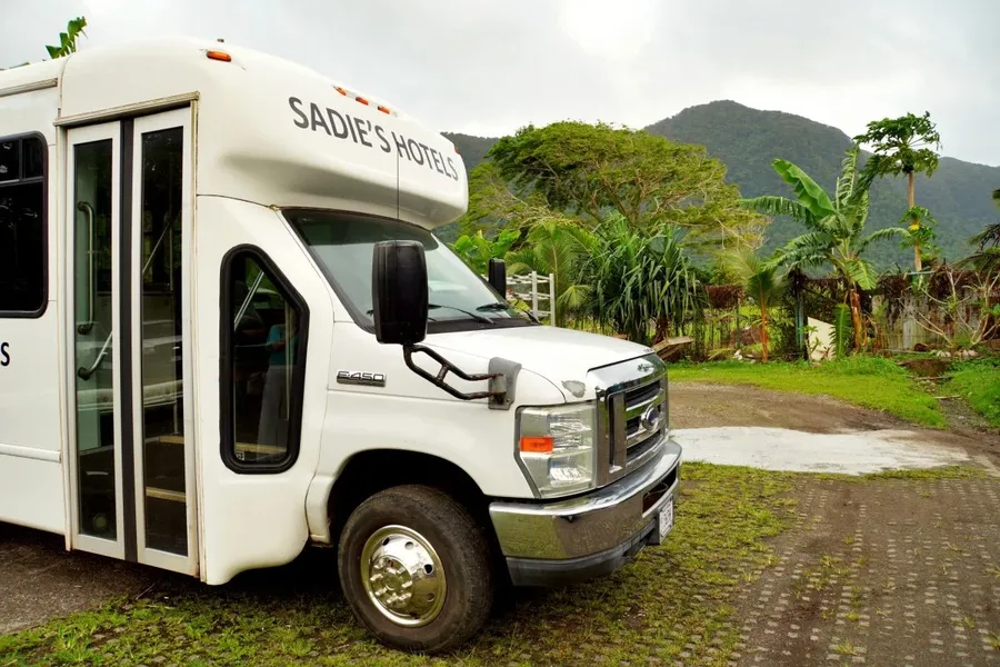 Sadie's Airport Transfer Bus CREDIT AmericanSamoaPocketGuide.com