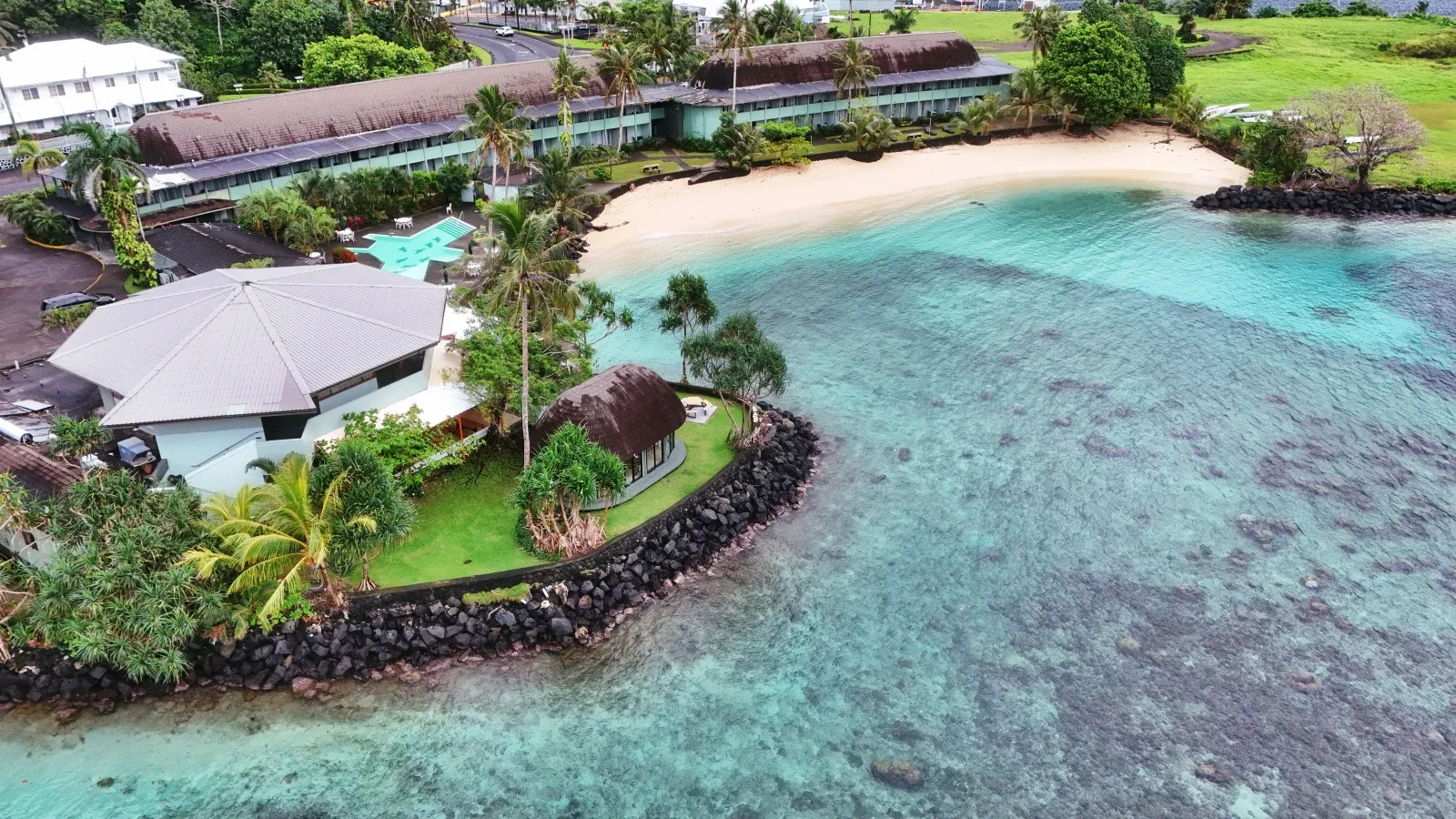 Sadies by the Sea Accomm Beach 1 CREDIT AmericanSamoaPocketGuide.com