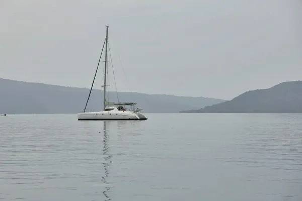 Sailing Yacht SEB CREDIT VanuatuPocketGuide.com