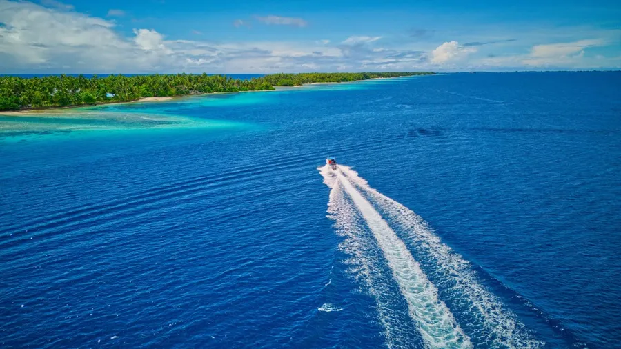Salty Services Beven Boat Charter Transport (1) CREDIT MarshallIslandsPocketGuide.com