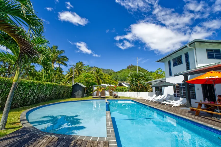 Sands of Rarotonga Accomm Pool CREDIT CookIslandsPocketGuide.com