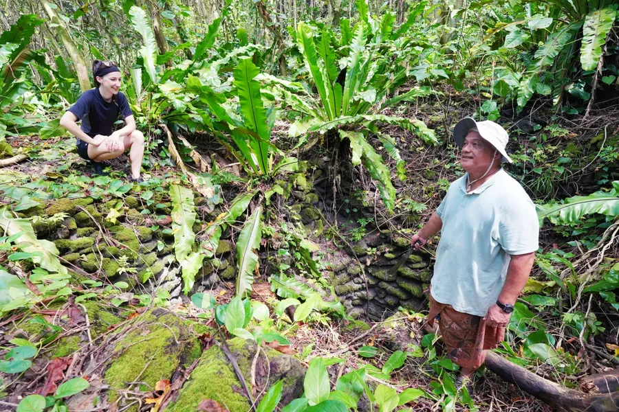 Saua Well Historical Site Guide CREDIT AmericanSamoaPocketGuide.com