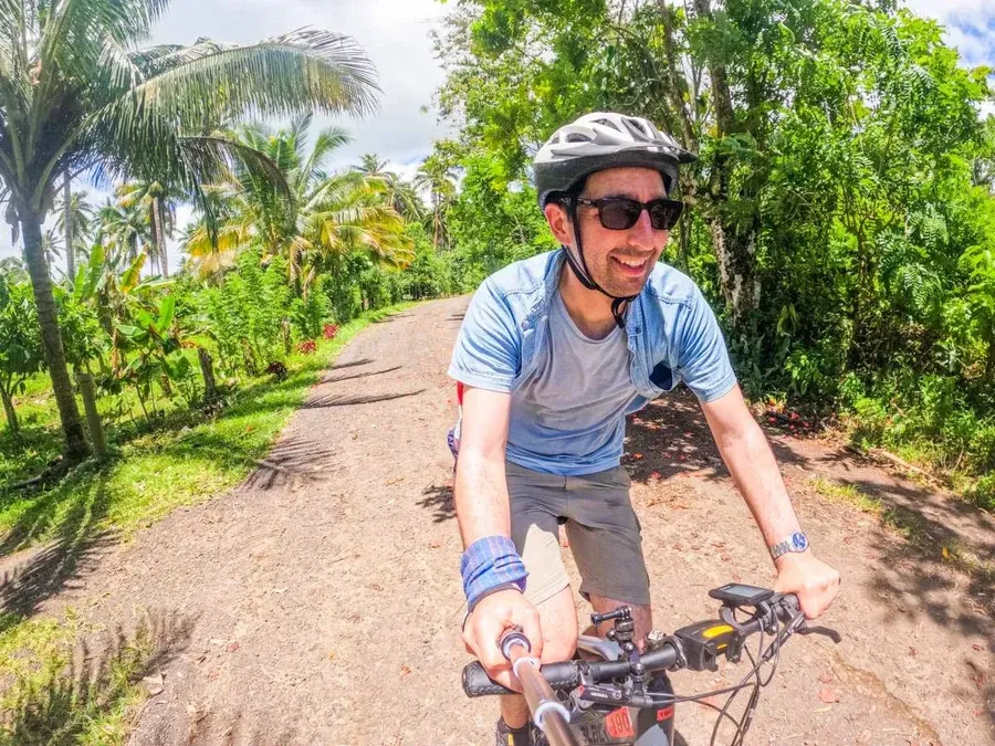 Selfie Cycle Robin Bike MUST CREDIT samoapocketguide.com
