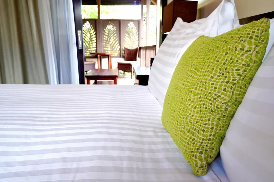 Serenity Villas Laura Moso Outfit (7) BI CREDIT CookIslandsPocketGuide.com