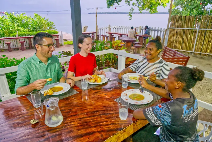Smugglers Restaurant CREDIT VanuatuPocketGuide.com