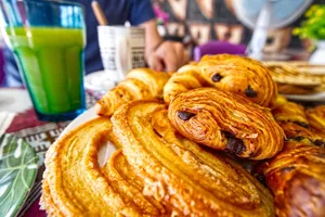Snack Ugatai Food Breakfast Croissant Pain (4) CREDIT WallisandFutunaPocketGuide.com