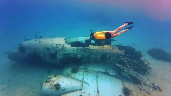 Snorkel Enenamit Plane Wreck (3) U CREDIT MarshallIslandsPocketGuide.com