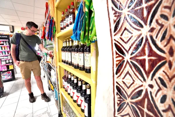 South Pacific Duty Free Gift Shop CREDIT VanuatuPocketGuide.com