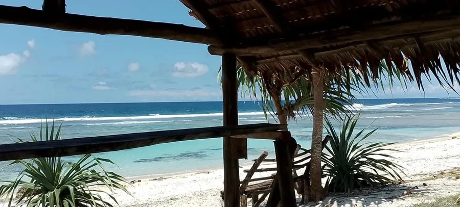 Sunrise Beach Efate 2