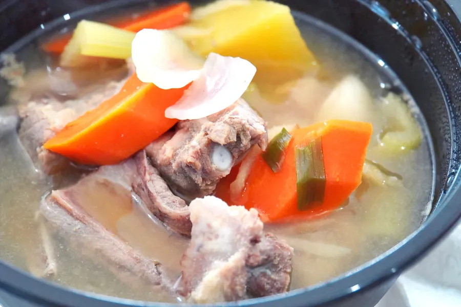 Supo Soup Local Traditional Food Dr Vaasa's Hideaway CREDIT AmericanSamoaPocketGuide.com