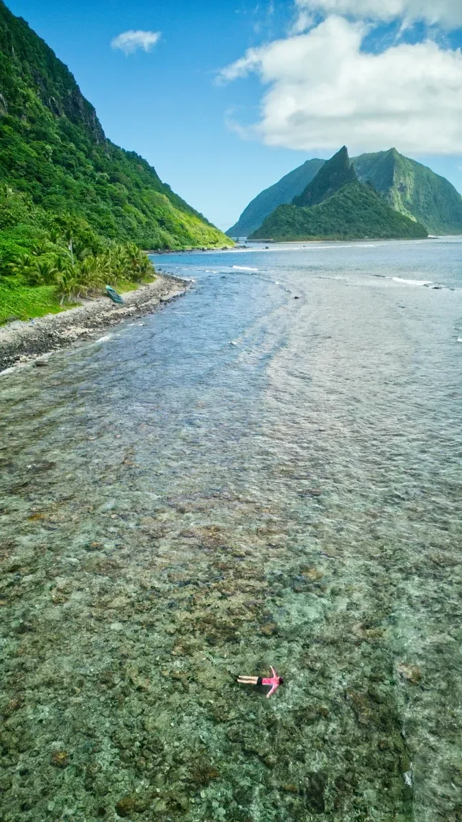 Swim Sili Ofu Olosega Manu'a CREDIT AmericanSamoaPocketGuide.com